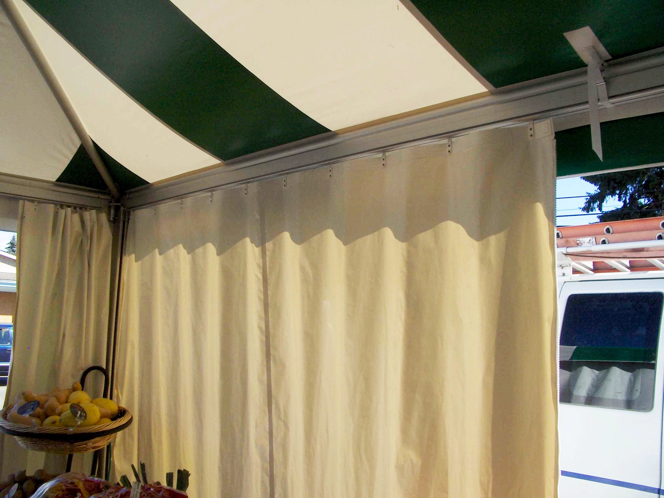 High Quality, AmericanMade Sidewalls for Event Tents